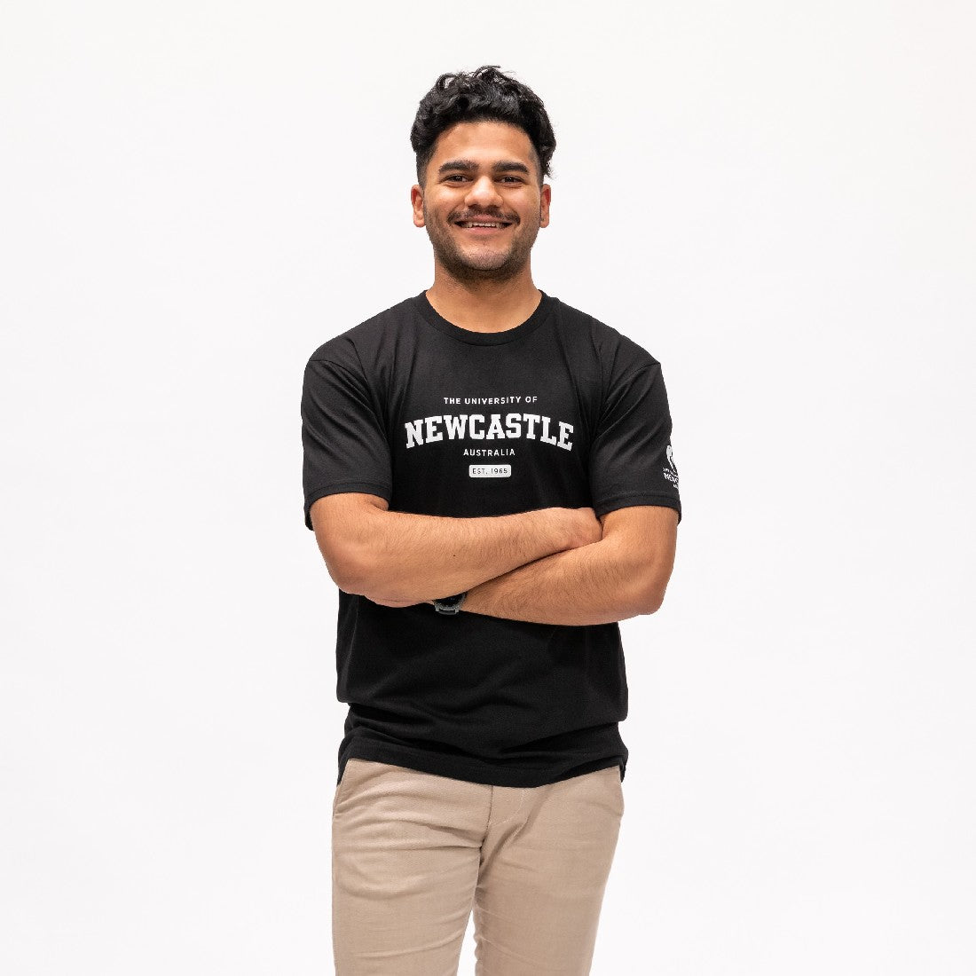 UNISEX VARSITY PRINT TEE - BLACK