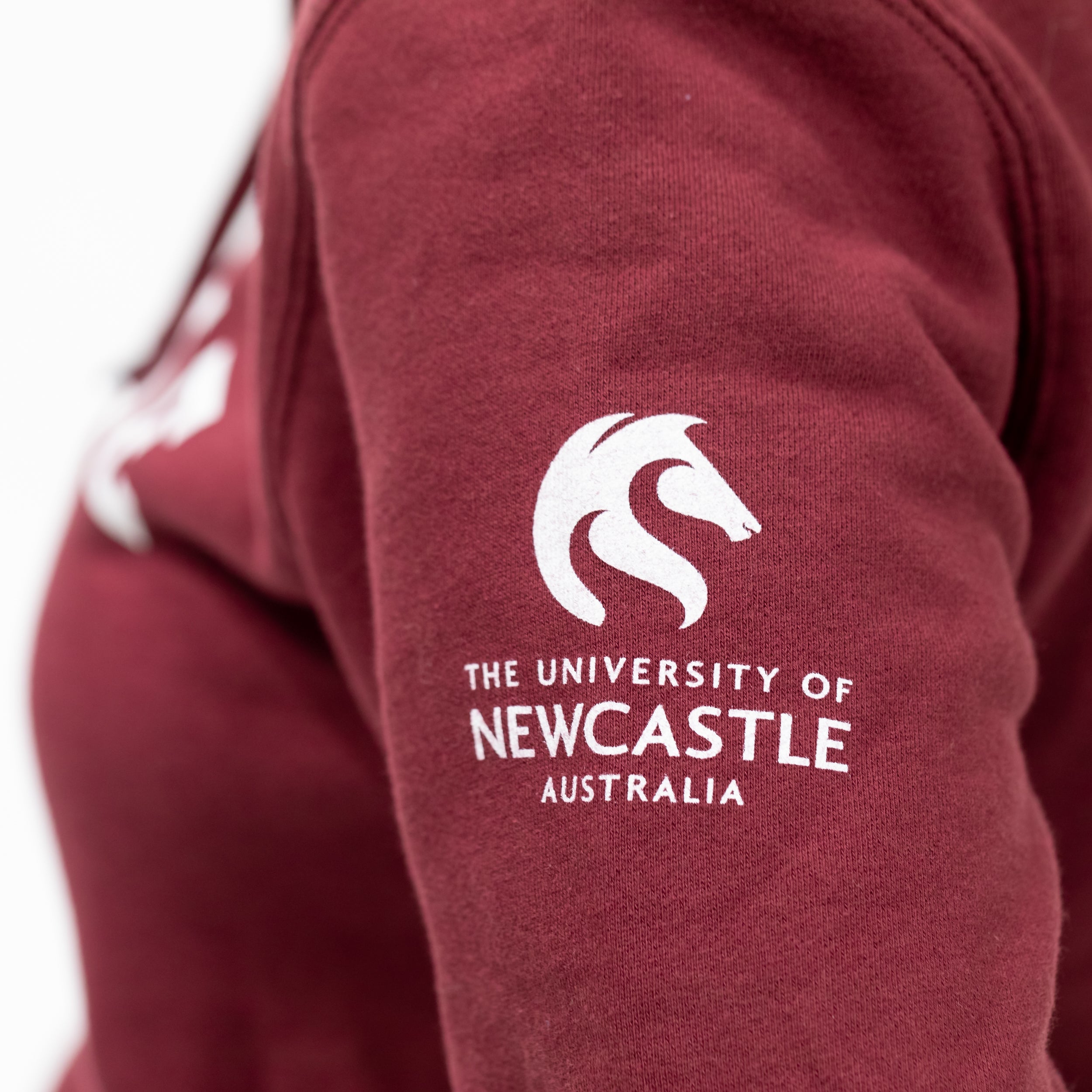 UNISEX VARSITY PRINT HOODIE - BURGUNDY